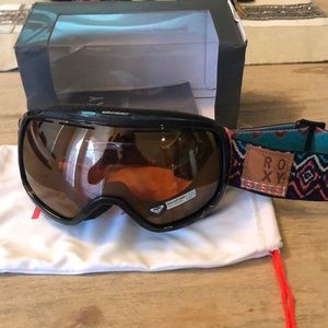 Snowboarding goggles